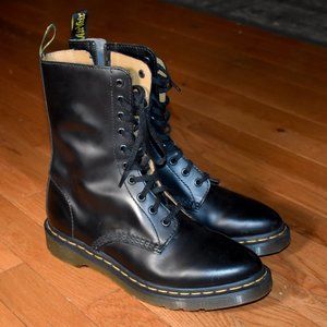 New Dr. Marten Alix Pointy Toe Lace Up Boots Size 9
